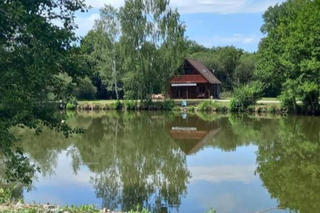 Le Chalet Limousin Folles エクステリア 写真